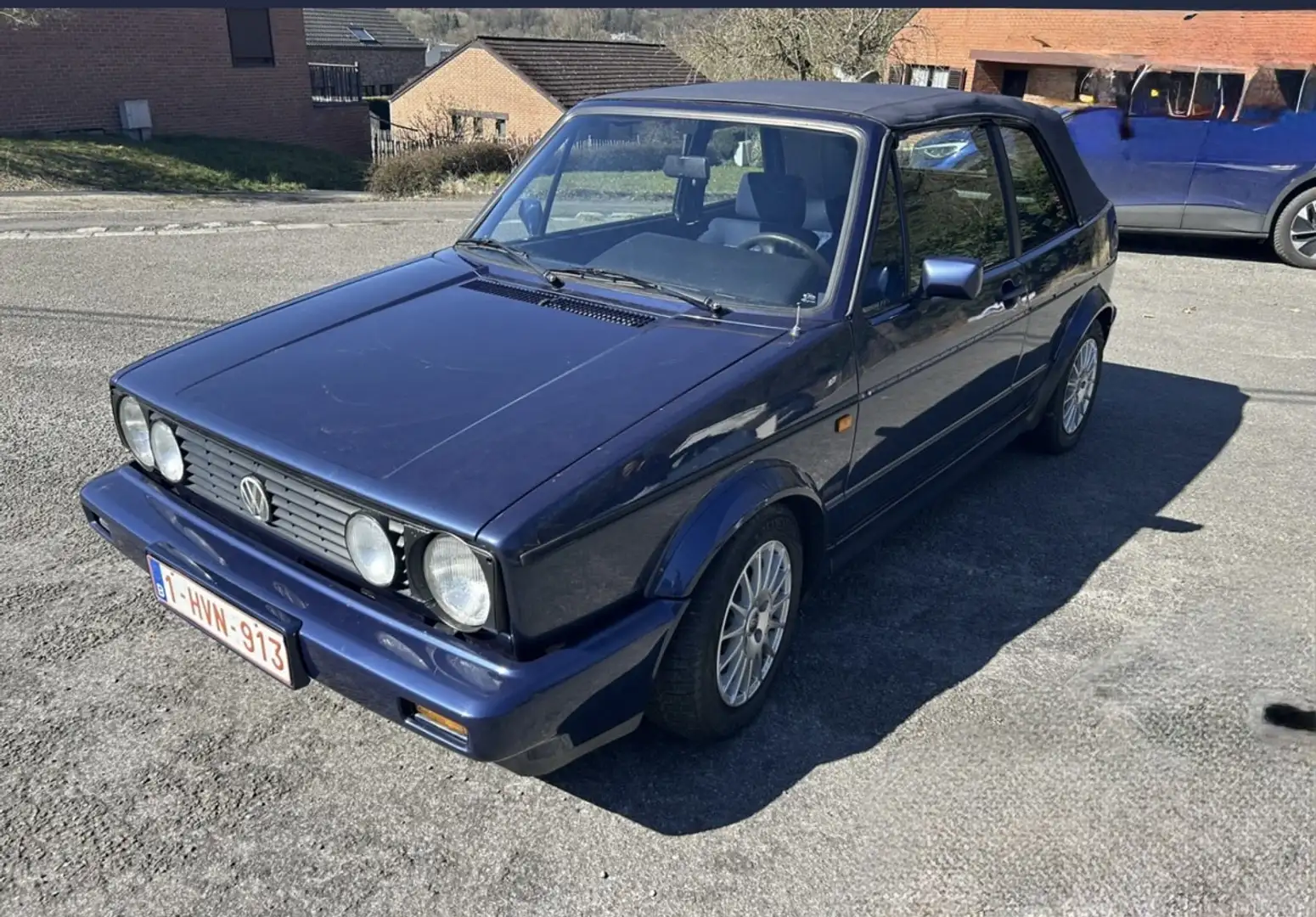 Volkswagen Golf Cabriolet - 1