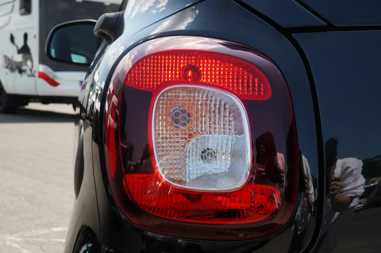 smart forTwo 2021 — фото 16