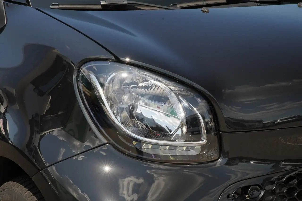 smart forTwo 2021 — фото 17