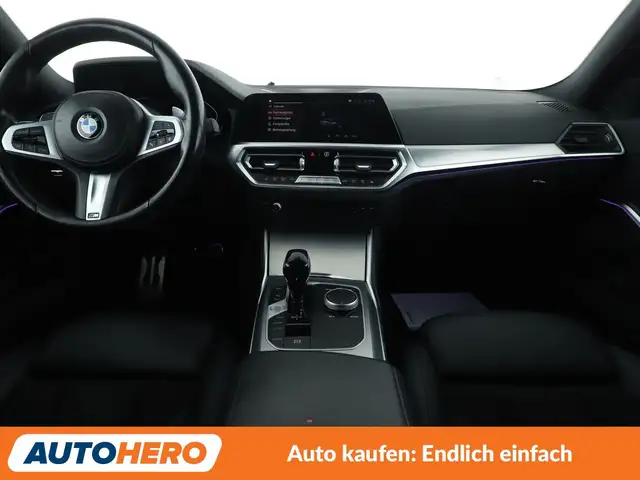 BMW 3 Series view 12