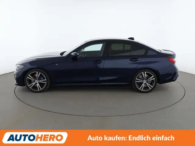 BMW 3 Series view 3