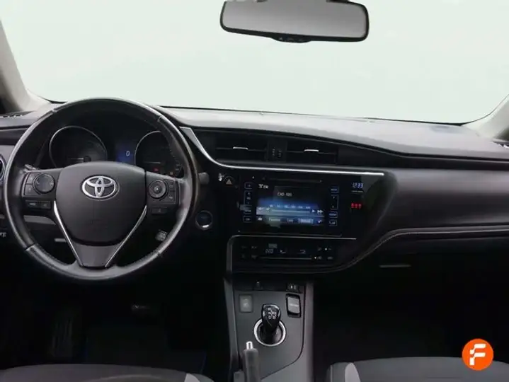 Toyota Auris 2017, foto 18