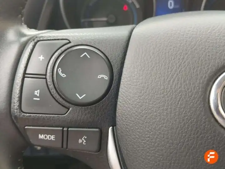 Toyota Auris 2017, foto 12