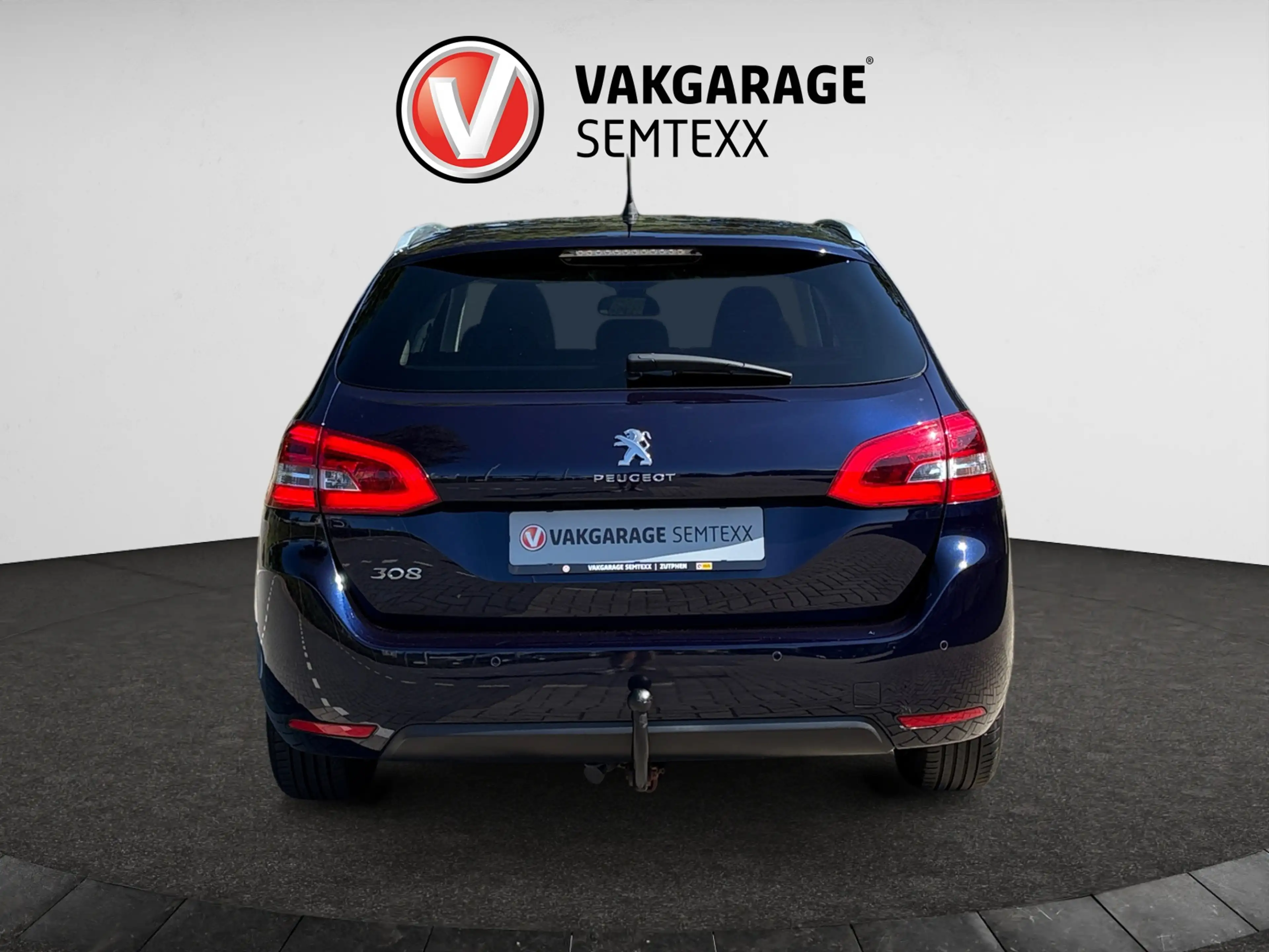 Peugeot 308 SW 1.2 PureTech Blue Lease Executive | Clima | Cru — photo 7