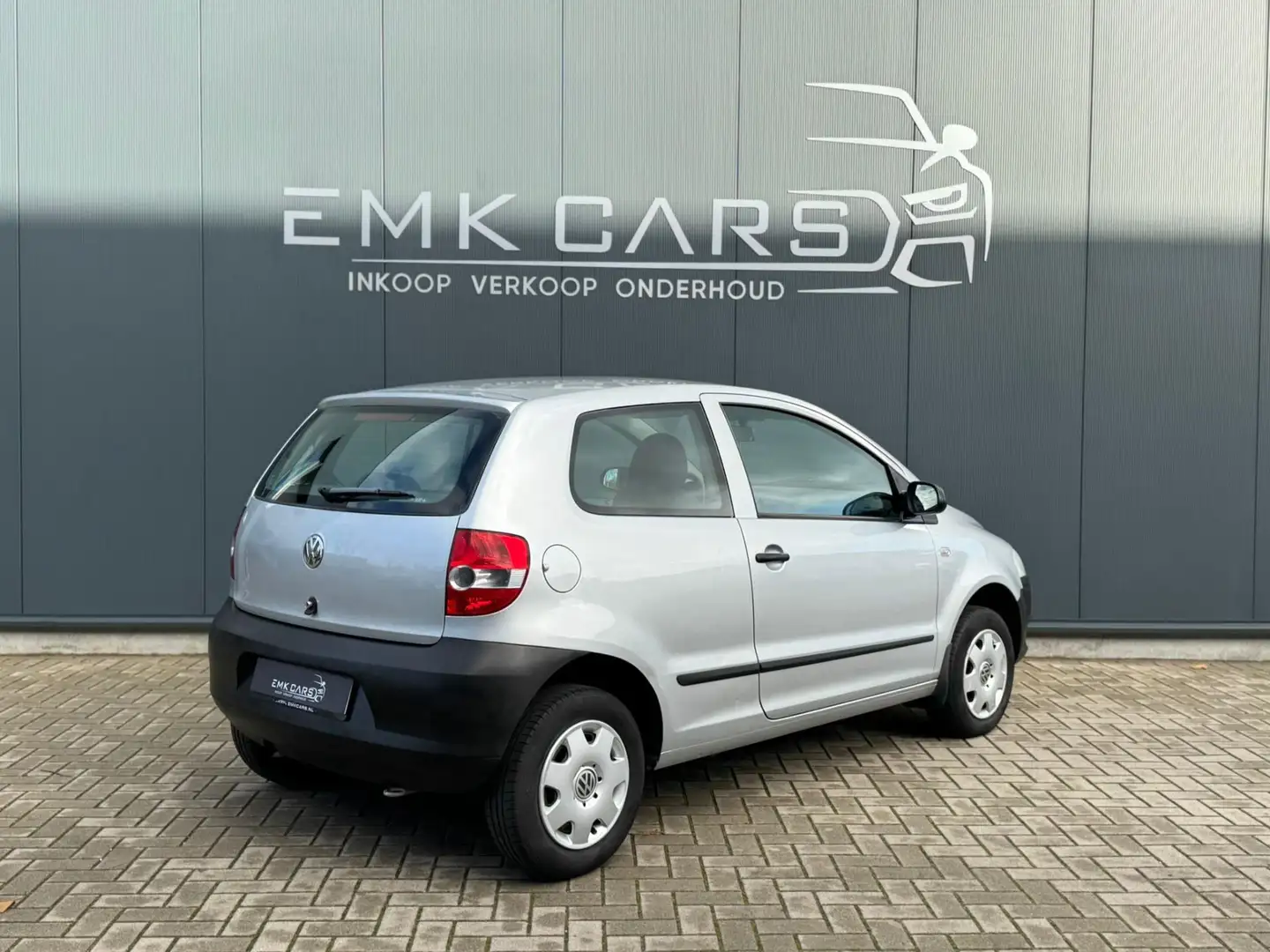Volkswagen Fox 1.2 Trendline Grau - 2