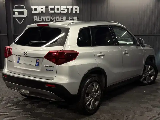 Suzuki Vitara view 6