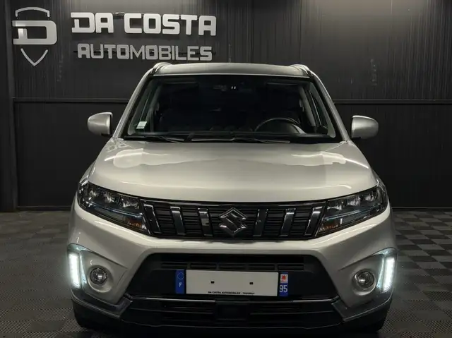 Suzuki Vitara view 2