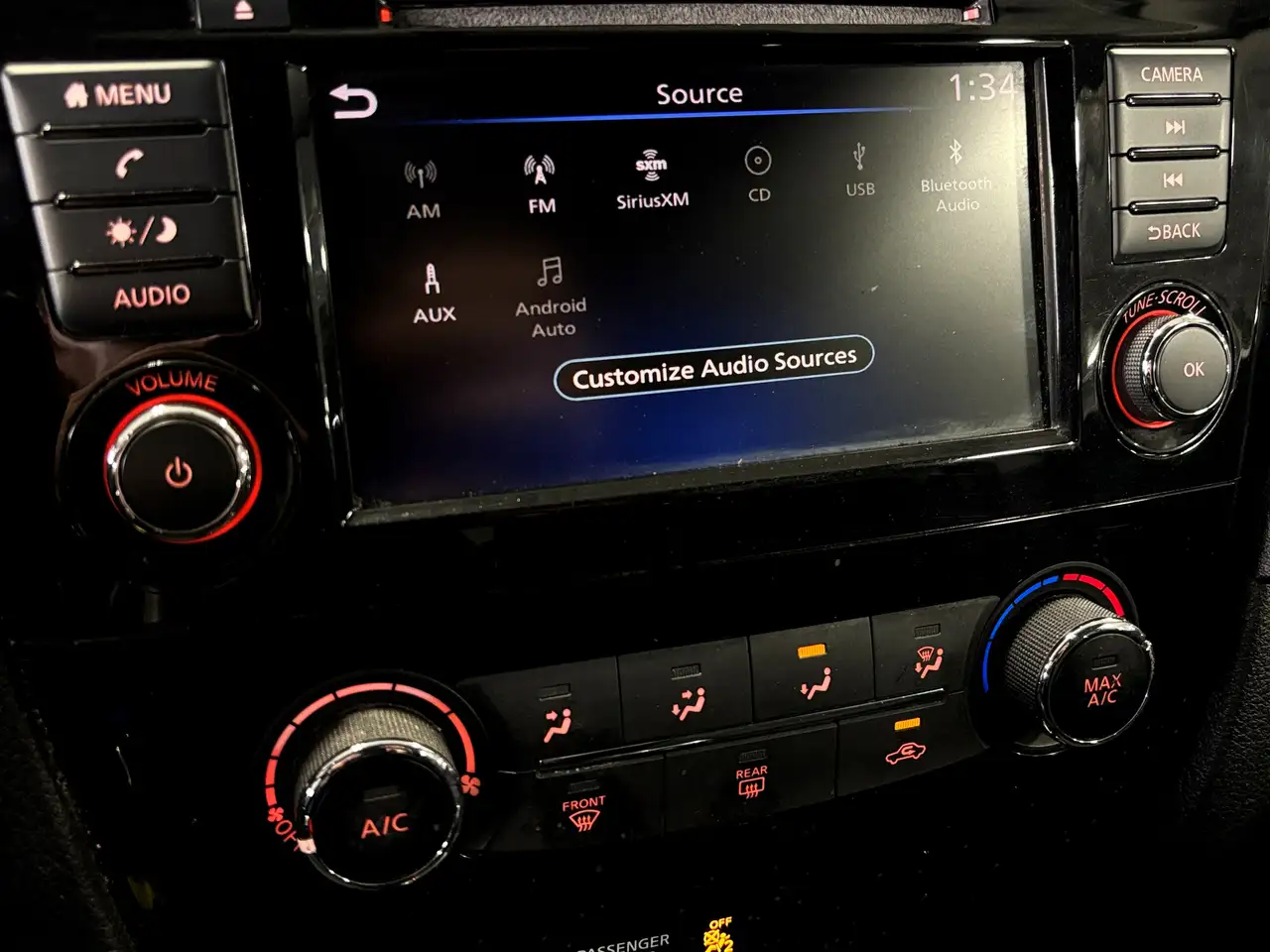 Nissan Rogue снимка Nissan Rogue