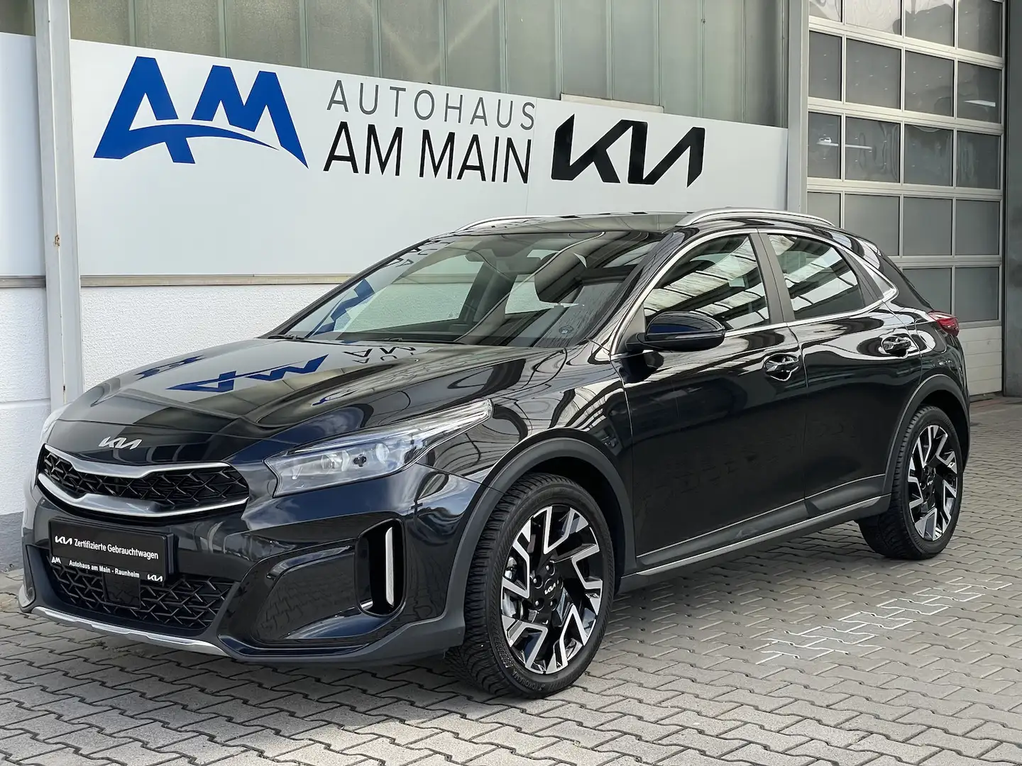 Kia XCeed 1.5T DCT Spirit Schwarz - 2