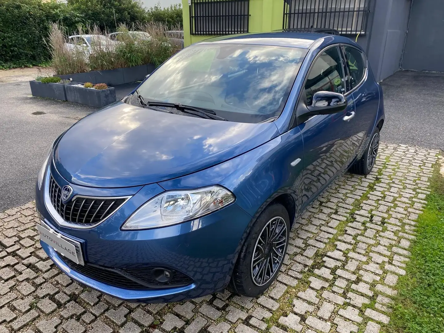 Lancia Ypsilon Ypsilon 1.0 firefly hybrid Gold s&s Blu/Azzurro - 1