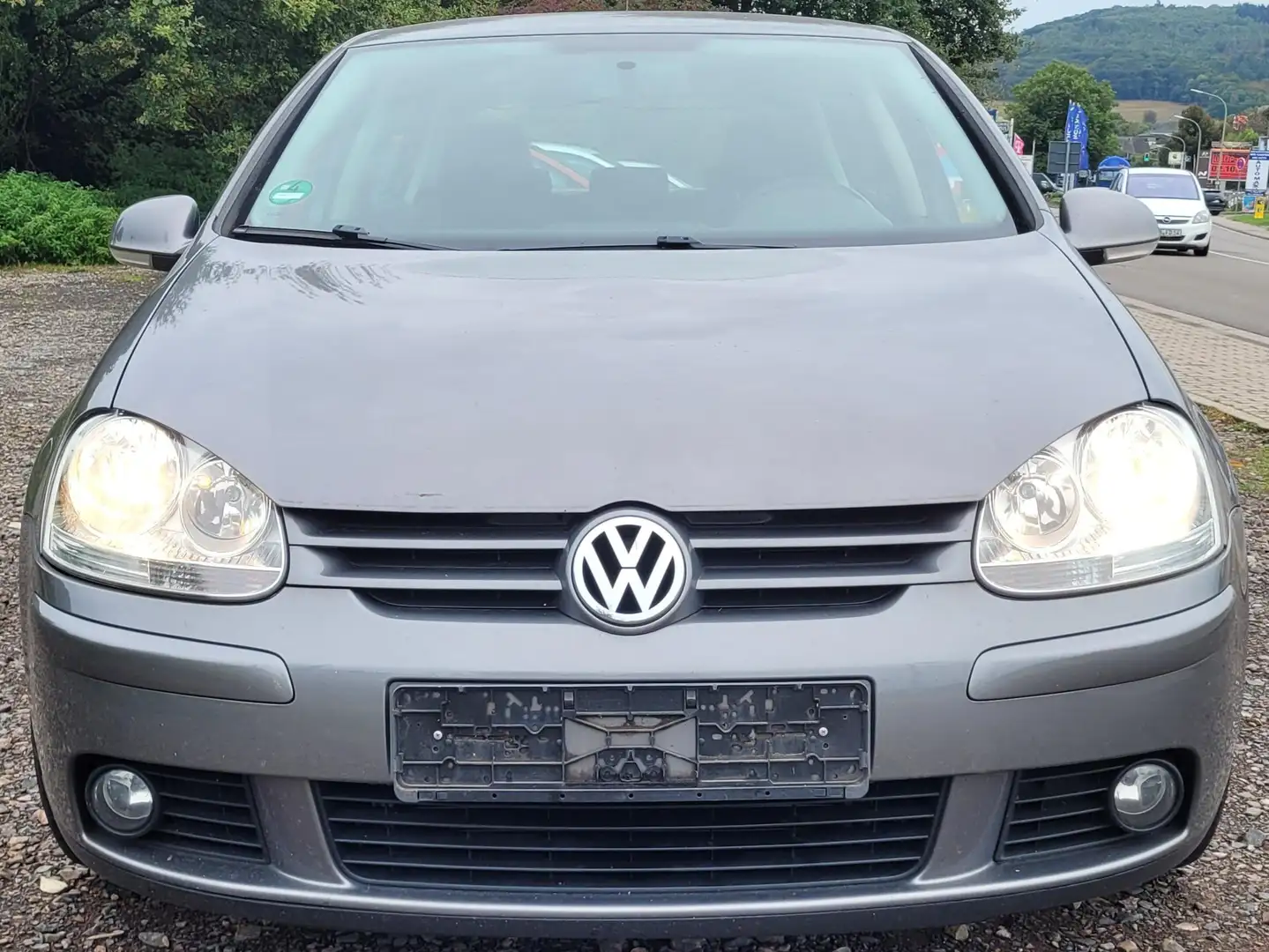 Volkswagen Golf Gris - 1