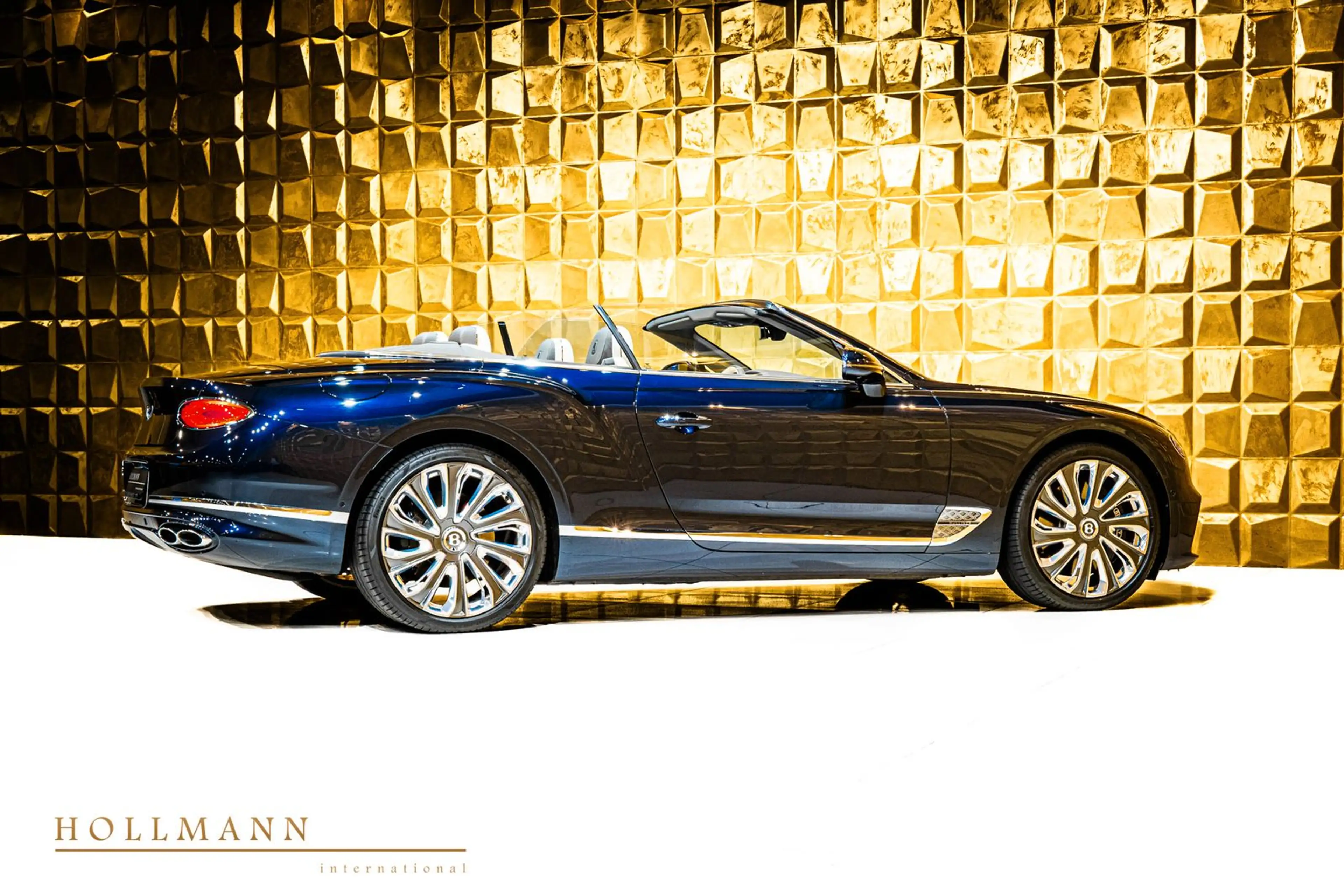 Bentley Continental GTC Mulliner V8 + BESPOKE + B&O — photo 3
