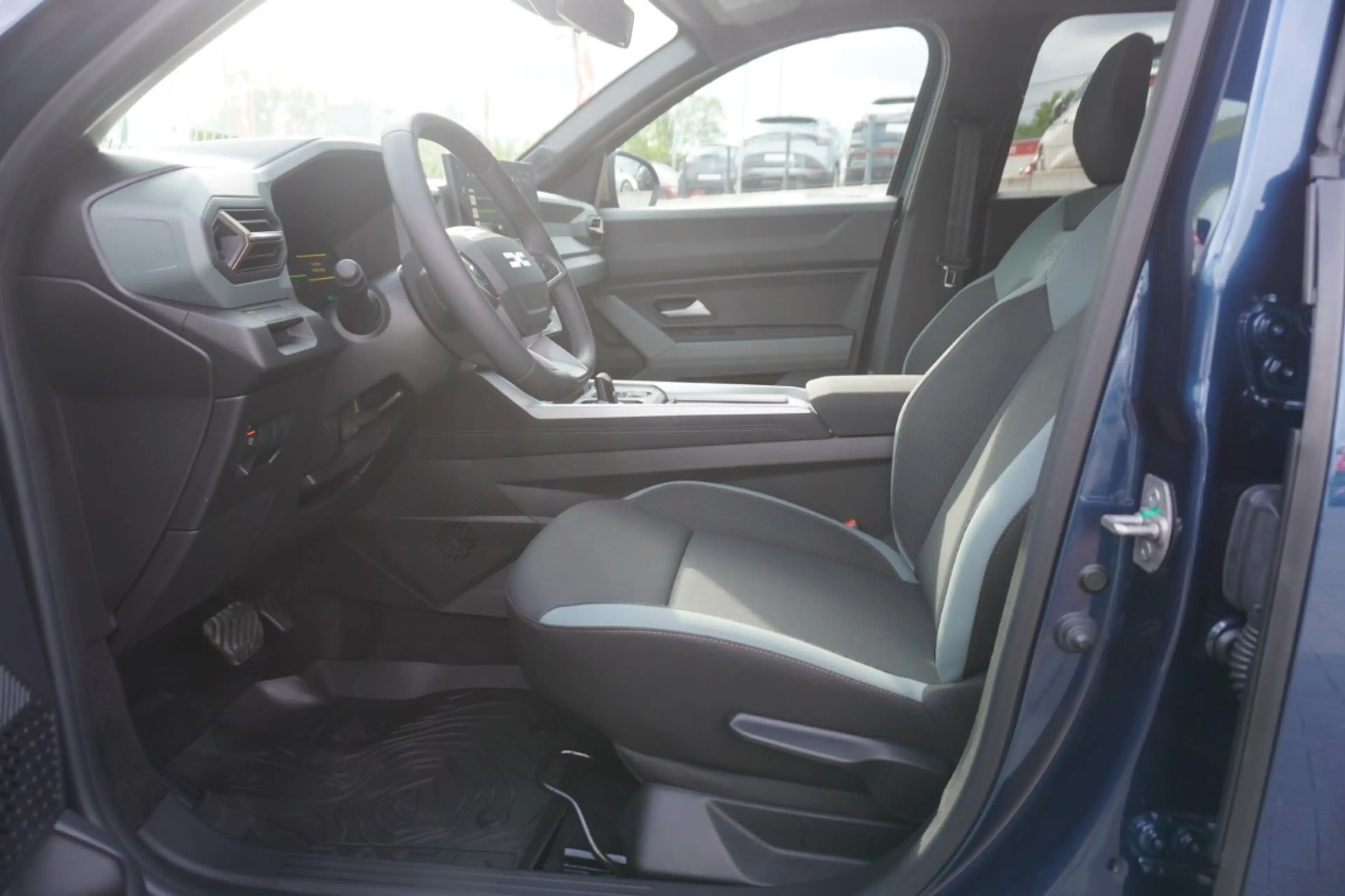Dacia Bigster Extreme Hev 155 Aut. LED Navi Kamera Pano — photo 11