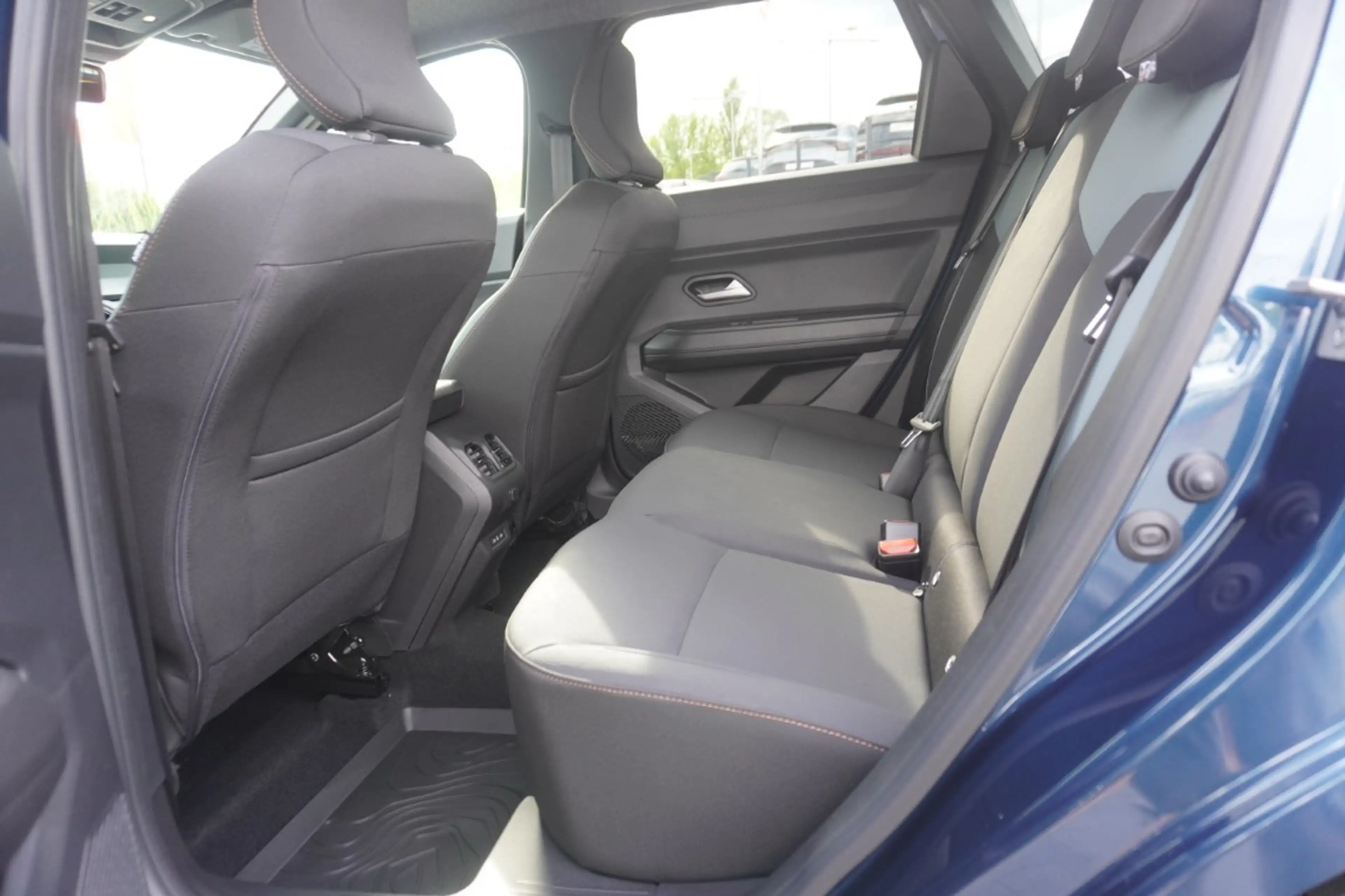 Dacia Bigster Extreme Hev 155 Aut. LED Navi Kamera Pano — photo 10