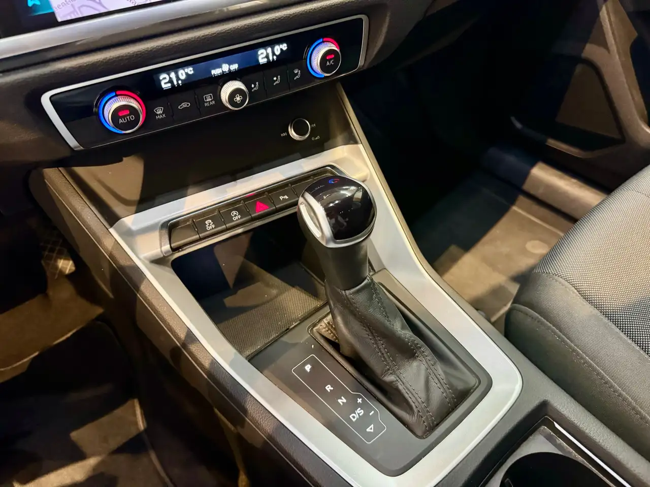 Audi Q3 2.0 tdi 150 cv S line edition s-tronic, ACC, LED, миниатюра 12