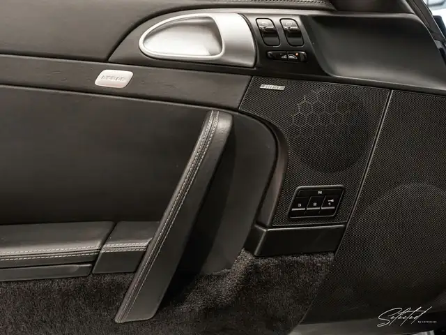 Porsche 911 (997) Carrera 4 S Cabrio*BOSE*XENON*NAVI*PCM* Ansicht 34