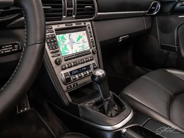 Porsche 911 (997) Carrera 4 S Cabrio*BOSE*XENON*NAVI*PCM* Ansicht 32