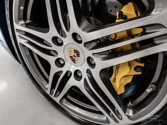 Porsche 911 (997) Carrera 4 S Cabrio*BOSE*XENON*NAVI*PCM* Ansicht 4