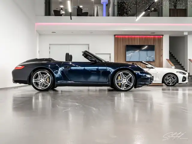 Porsche 911 (997) Carrera 4 S Cabrio*BOSE*XENON*NAVI*PCM* Ansicht 24