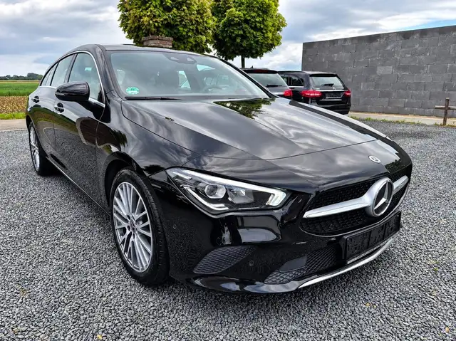 Mercedes-Benz CLA 200 d Progressive 8 Gang DCT Kamera LED Navi SHZ 1.Hand