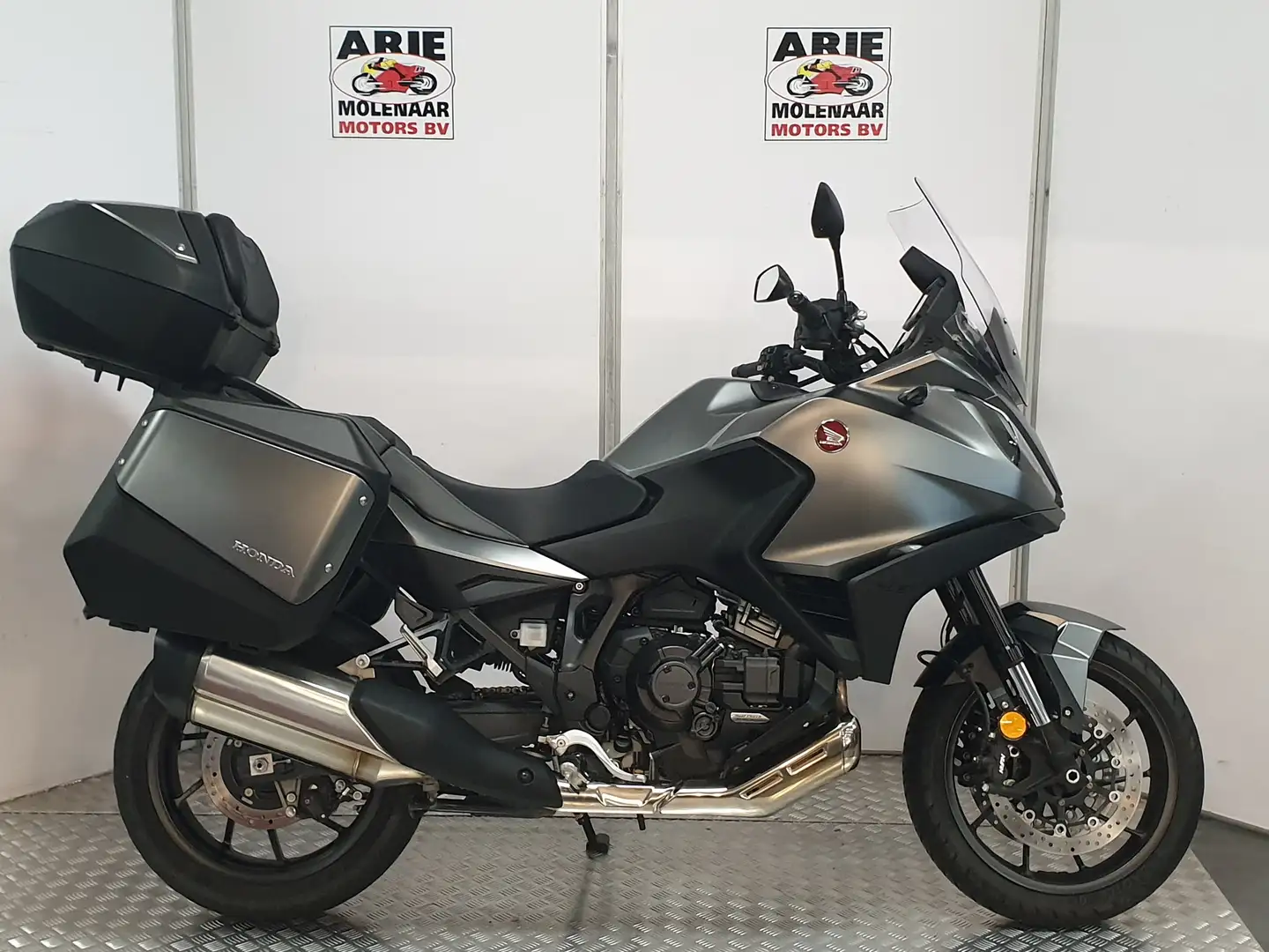 Honda NT 1100 DCT ABS Grijs - 1