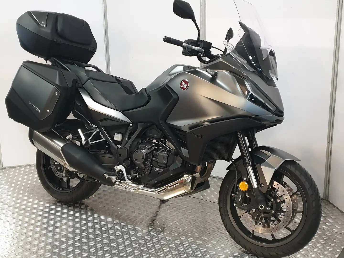 Honda NT 1100 DCT ABS Grijs - 2