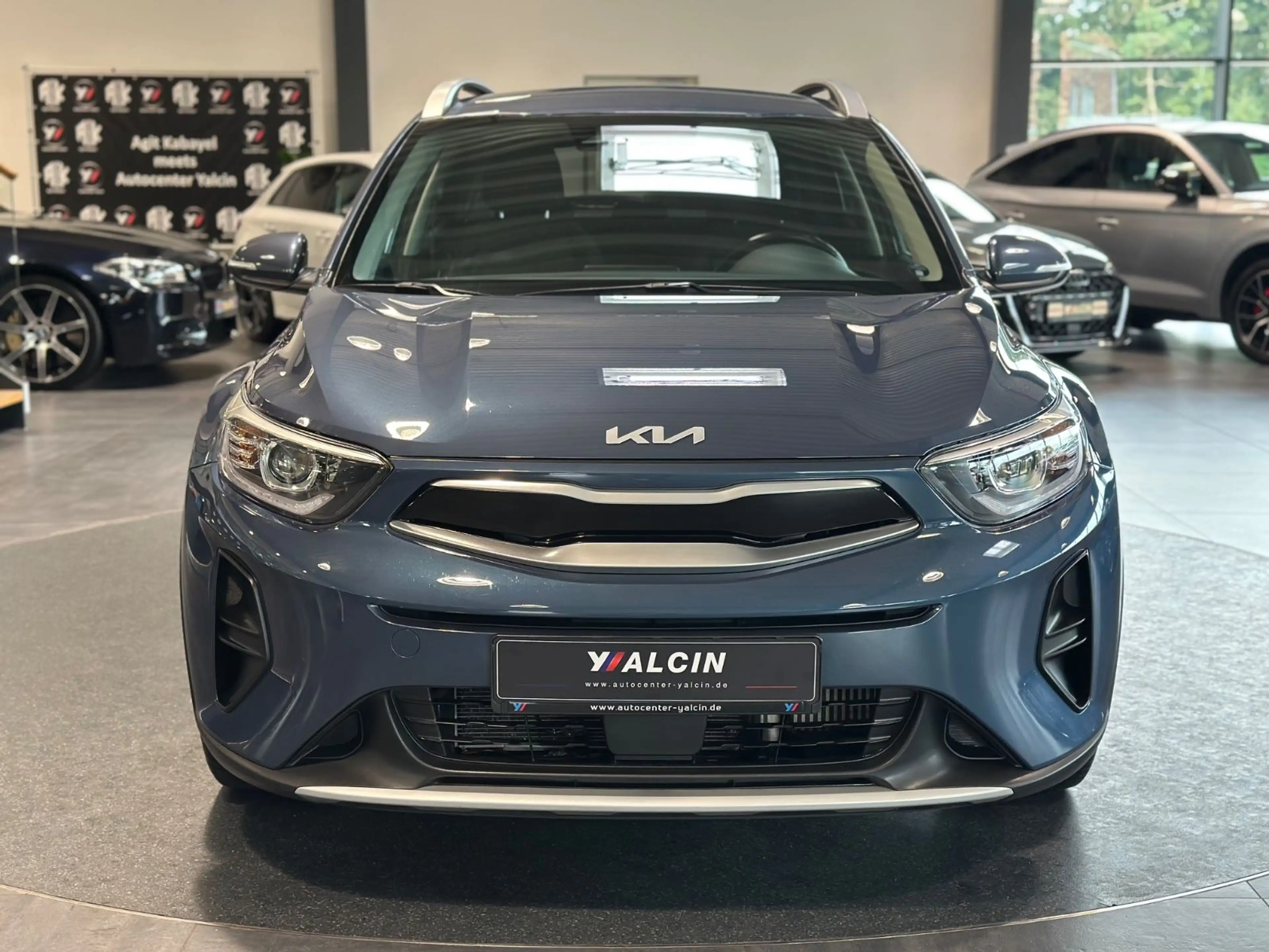 Kia Stonic 1.0 T-GDI 100 Vision 1.HA/NAVI/17LM/AHK — photo 8
