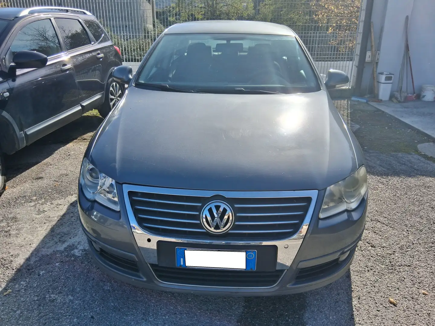 Volkswagen Passat Berlina 2.0 tdi Highline Grigio - 1