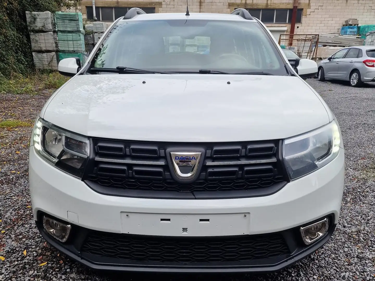 Dacia Logan MCV 1.5 Blue dCi Ambiance // Accidenté !! Blanc - 2