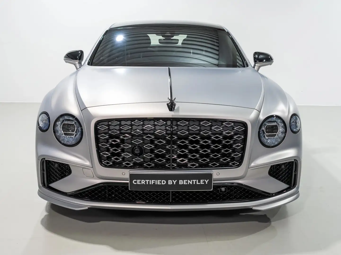 Bentley Flying Spur MULLINER V8 *SATIN*NAIM* Серебристый - 2