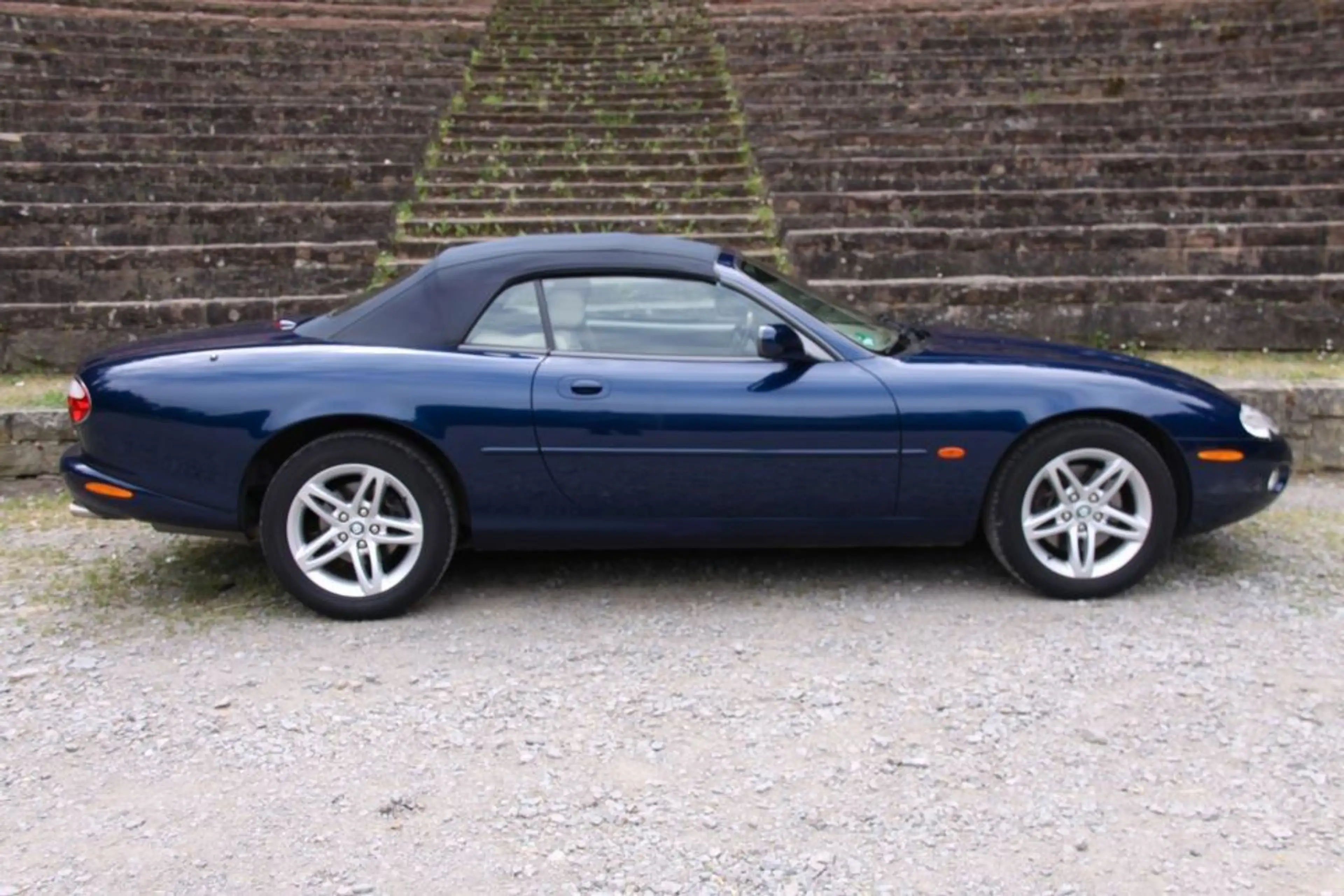 Jaguar XK8 Cabriolet 3 Jahre Garantie — photo 5