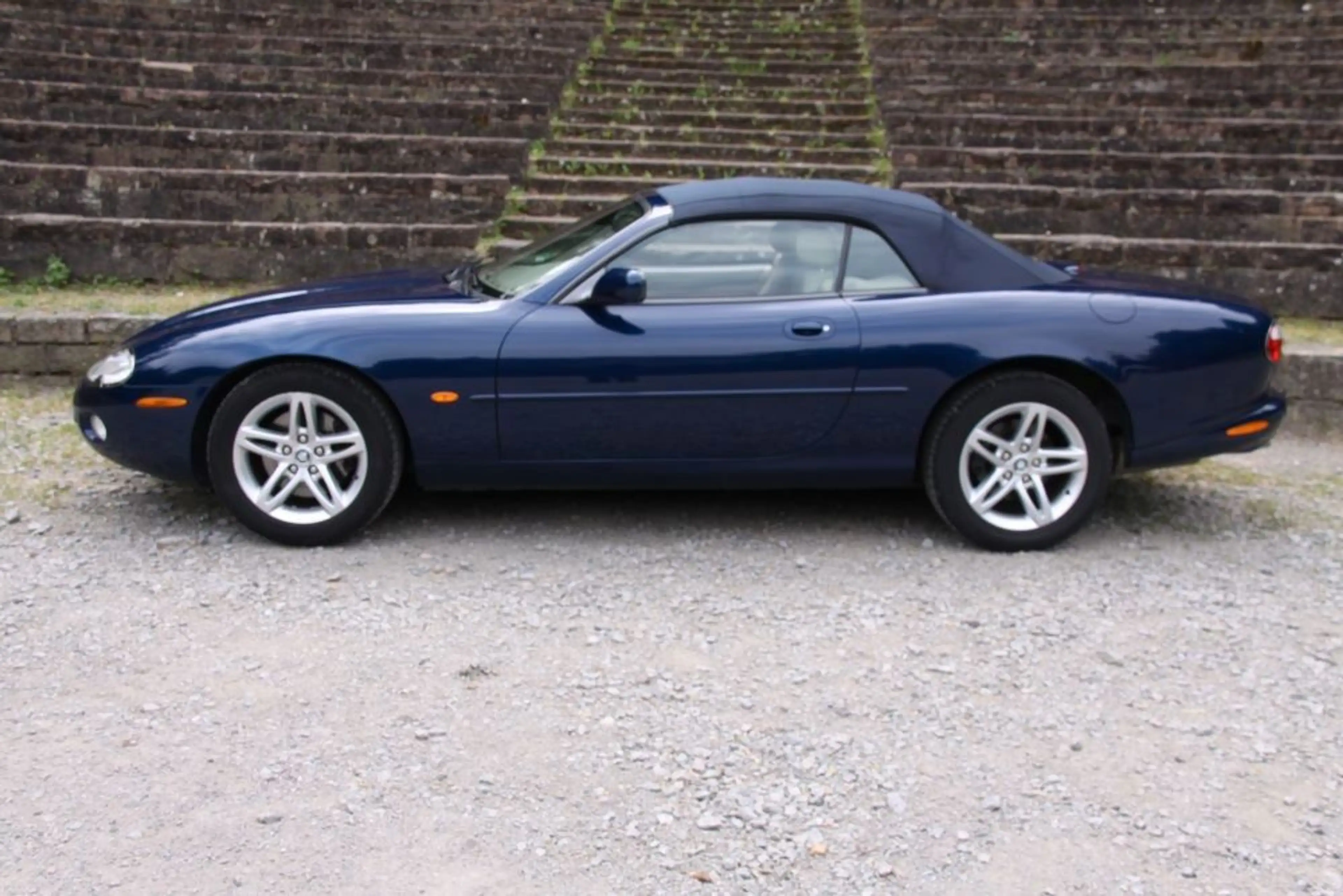 Jaguar XK8 Cabriolet 3 Jahre Garantie — photo 4