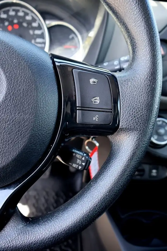 Toyota Yaris снимка Toyota Yaris