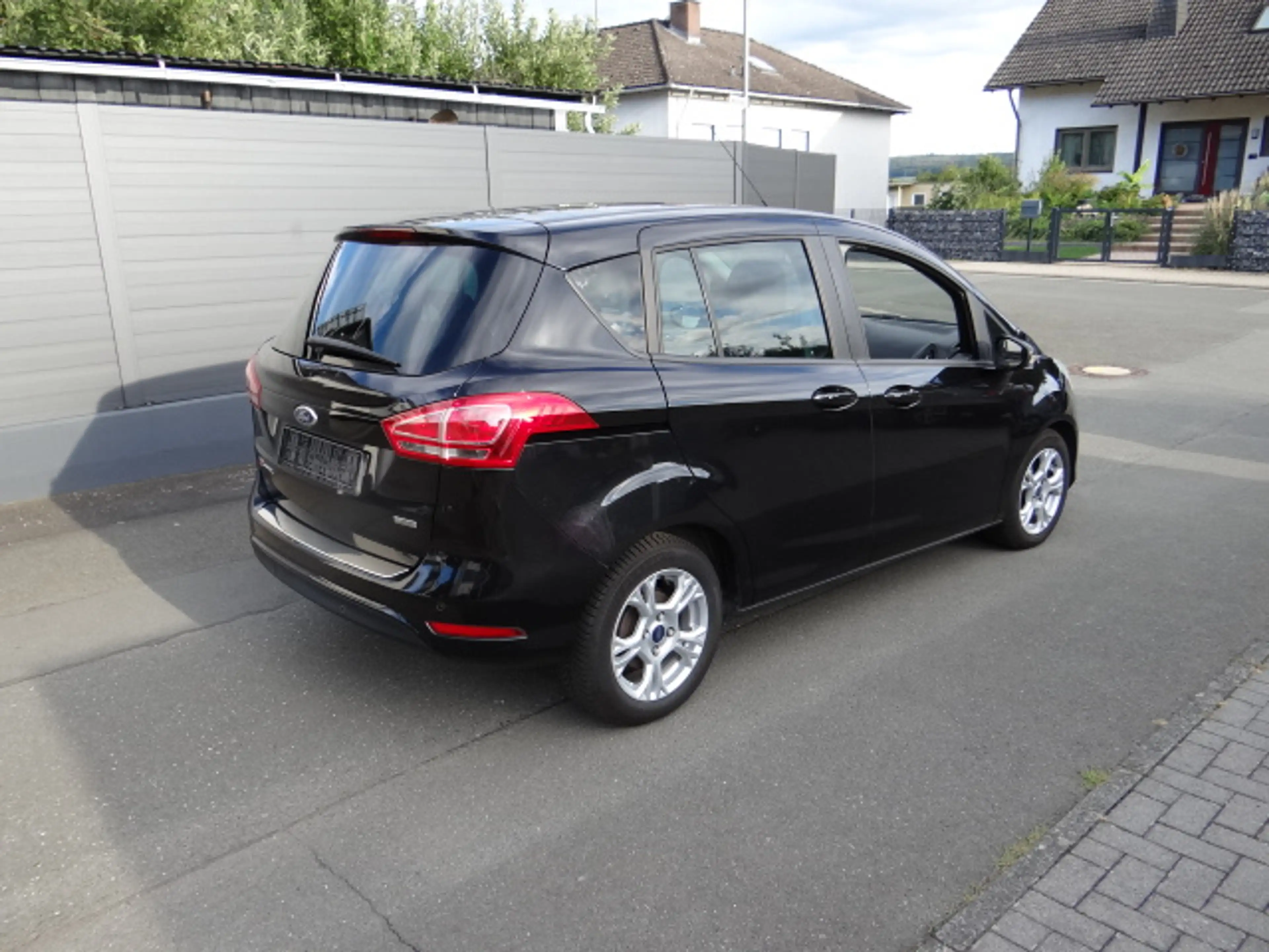 Ford B-Max B-MAX, 54 Tkm. Klima, PDC, SHZ, Alu TÜV neu. — photo 3