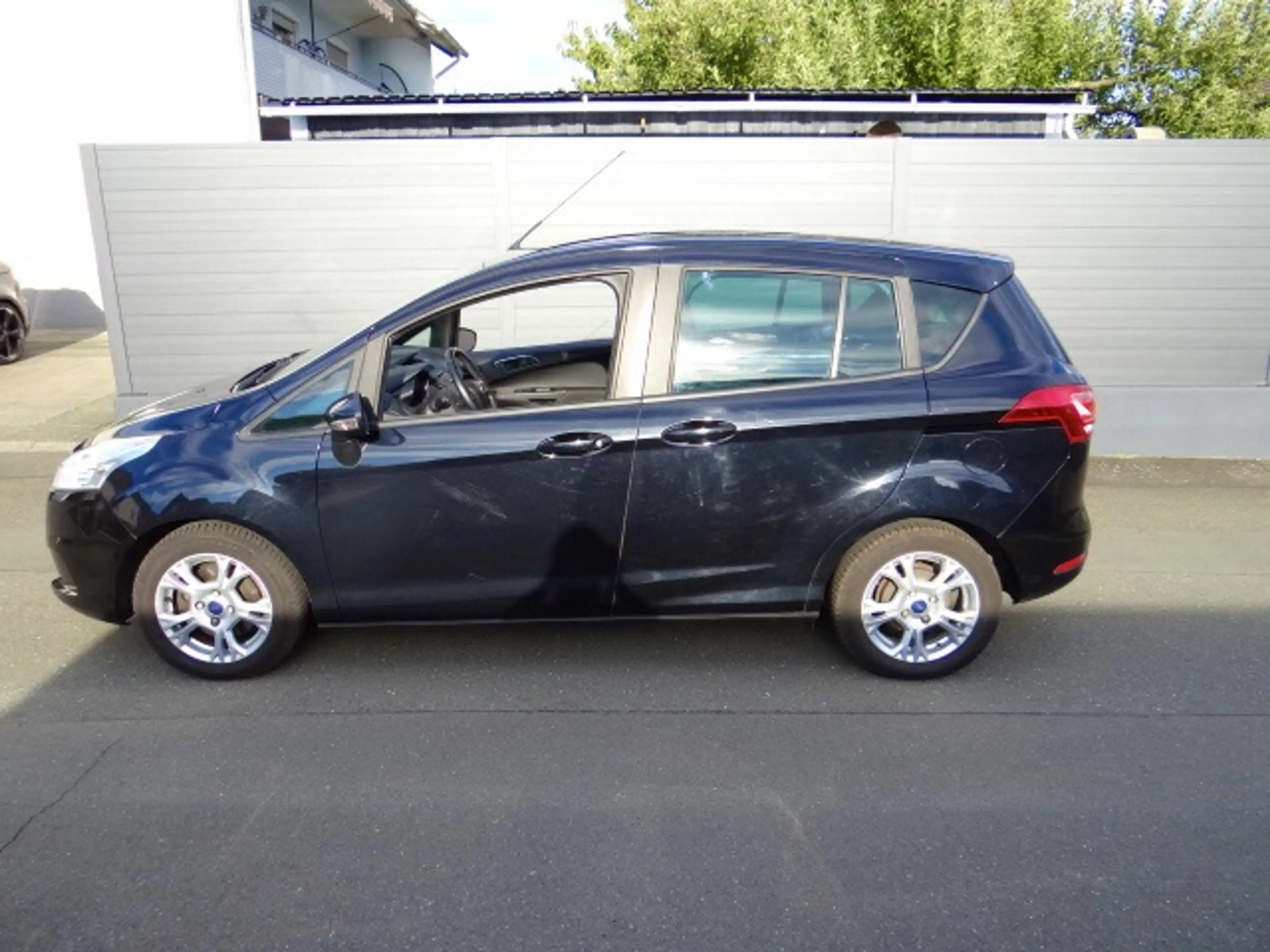 Ford B-Max B-MAX, 54 Tkm. Klima, PDC, SHZ, Alu TÜV neu. — photo 6