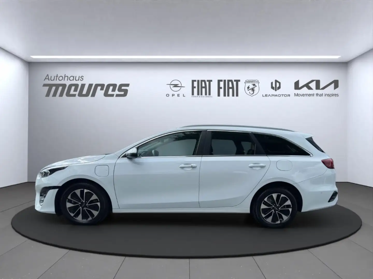 Kia Ceed SW / cee'd SW Sportswagon 1.6 PHEV Plug-in Hybrid Spirit El. Hec Blanc - 2