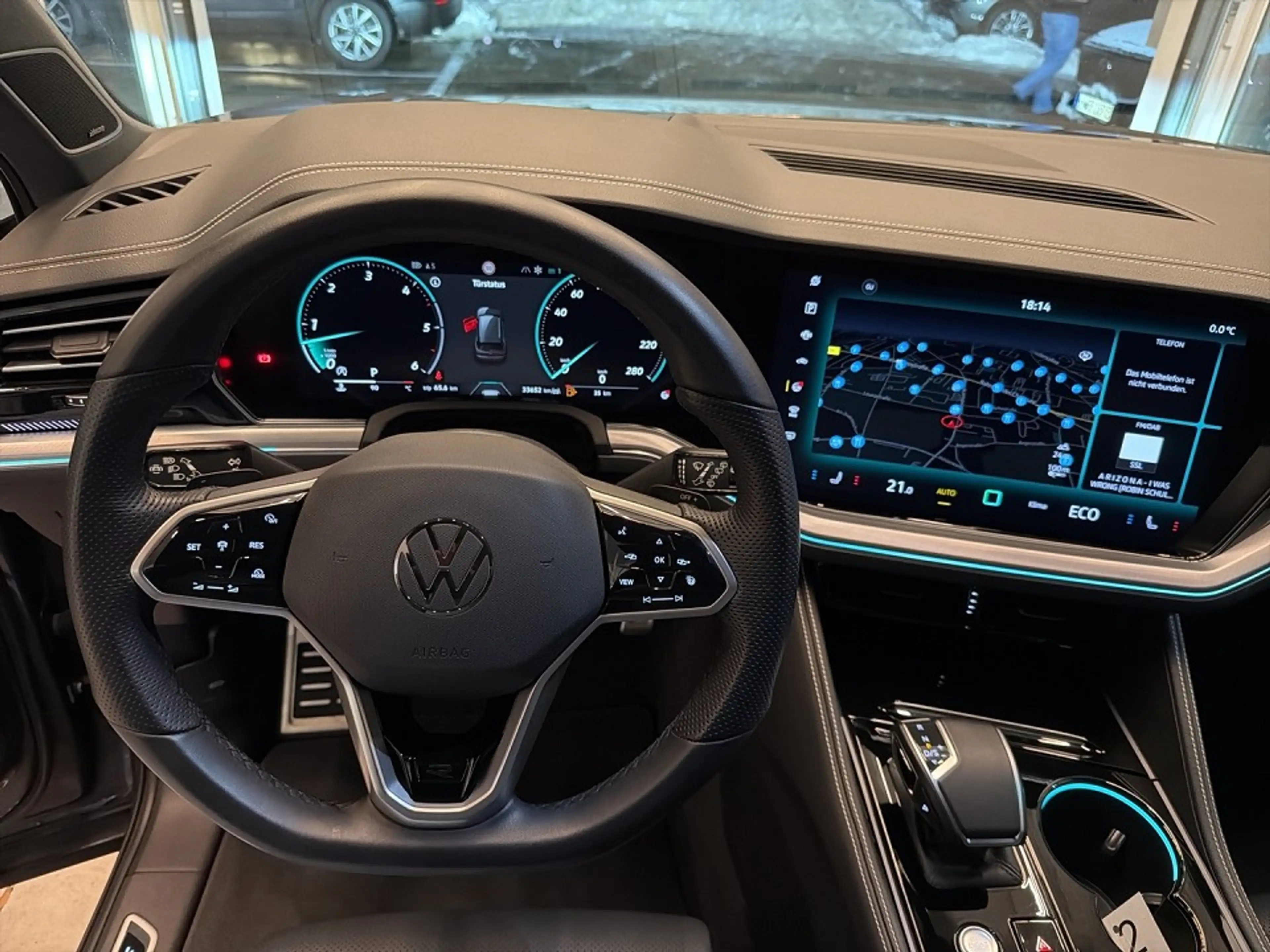 Volkswagen Touareg R-Line 3.0TDI DYNAUDIO+PANO+AHK+LUFT+HA-LENK — photo 12