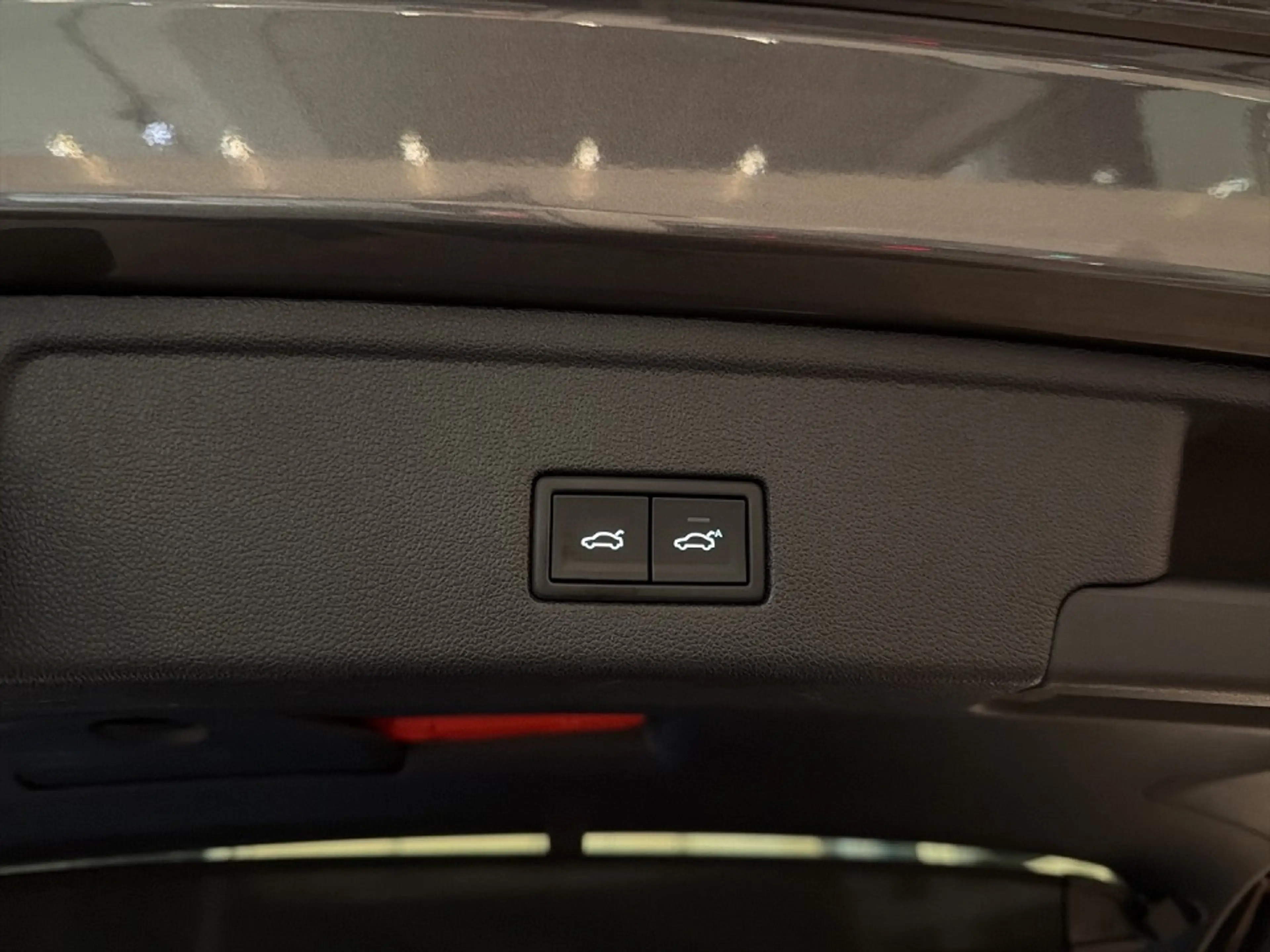 Volkswagen Touareg R-Line 3.0TDI DYNAUDIO+PANO+AHK+LUFT+HA-LENK — photo 7