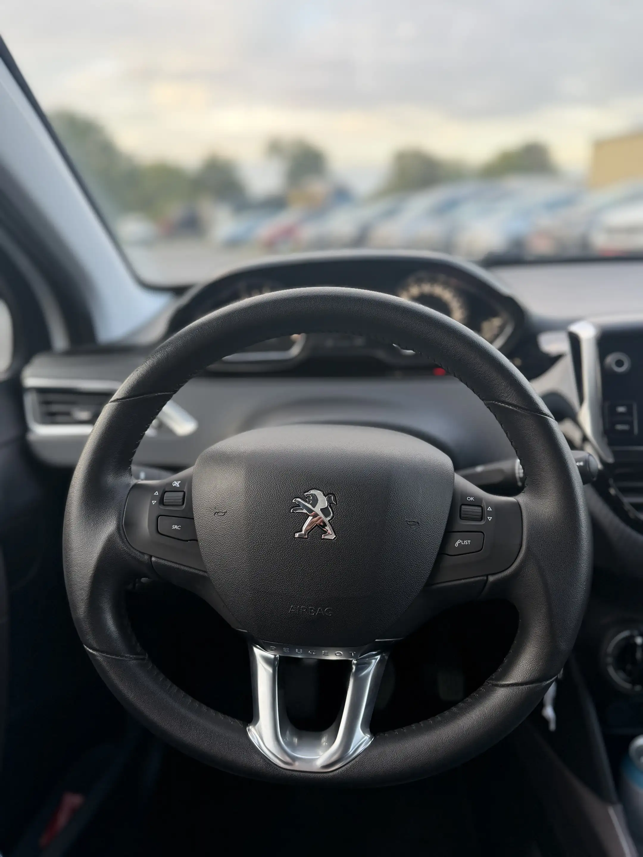 Peugeot 2008 1.6HDI*GPS*AIRCO**48.000KM**GARANTIE 12MOIS* — photo 11
