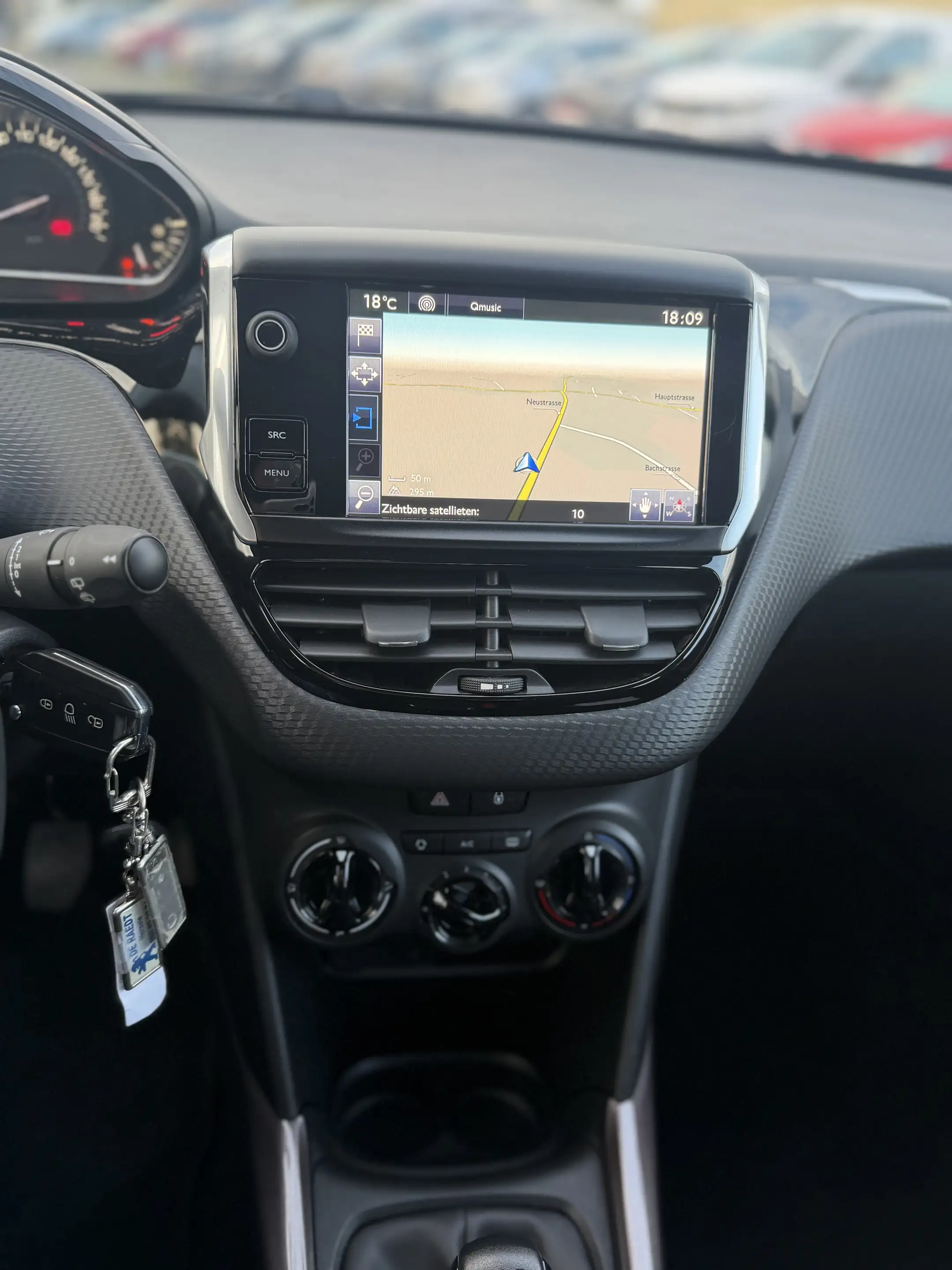 Peugeot 2008 1.6HDI*GPS*AIRCO**48.000KM**GARANTIE 12MOIS* — photo 10