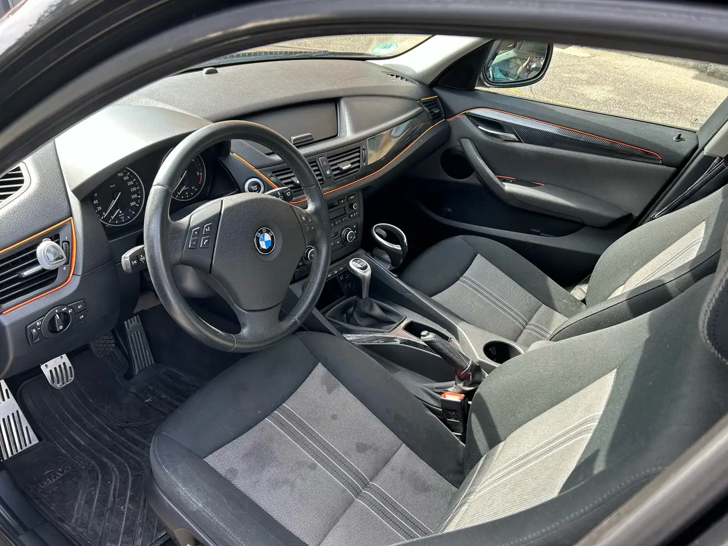 BMW X1 sDrive 18d 143 ch Lounge - 2