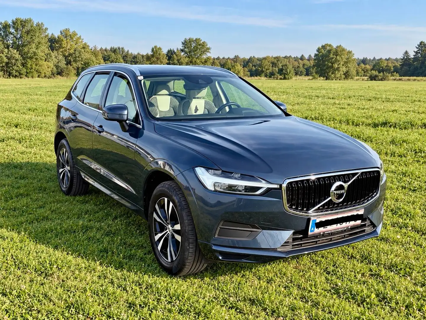 Volvo XC60 XC60 B4 Momentum Pro Blau - 2