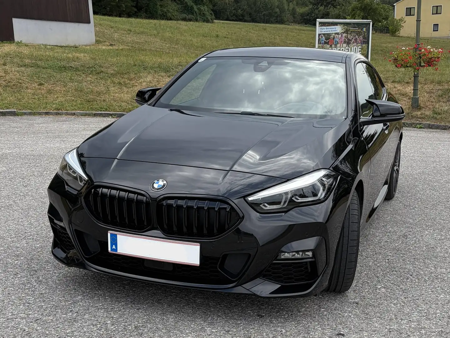 BMW 220 220d Gran Coupe Aut. xDrive Schwarz - 2