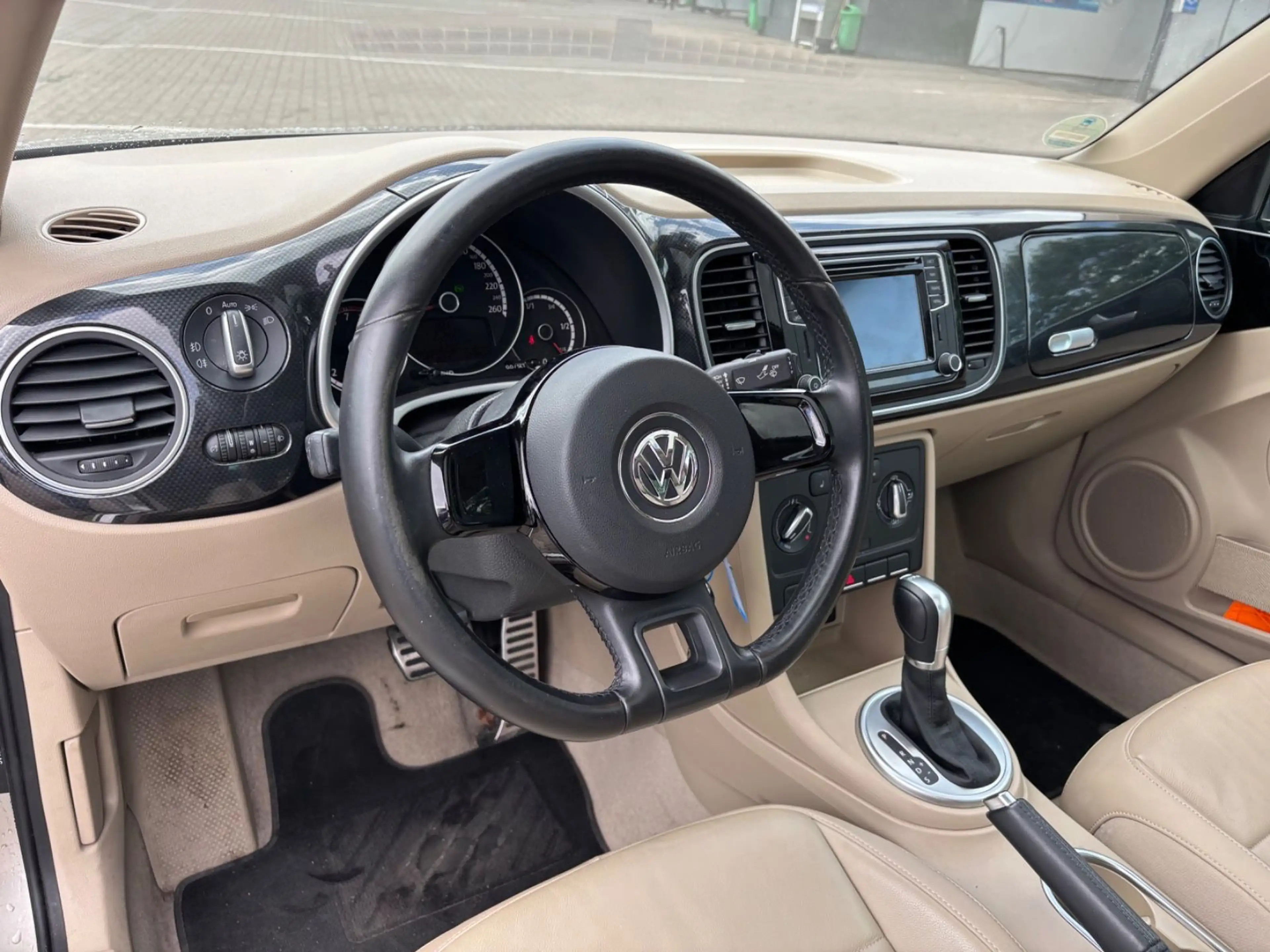 Volkswagen Beetle Lim. Sport *TOP AUSSTATTUNG* — photo 5