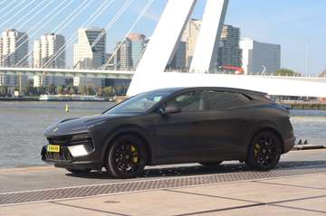 S 23” / Executive Seating / KEF Audio / Garantie