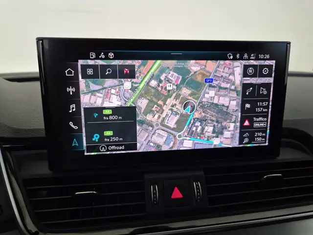 Audi Q5 view 12