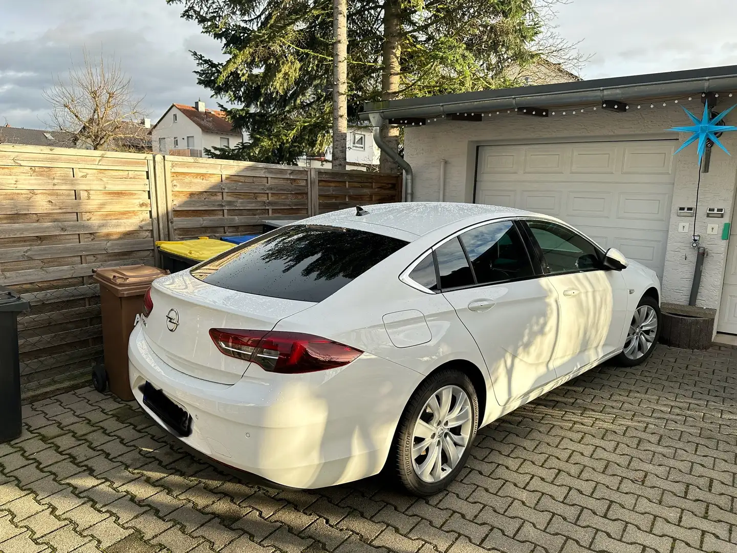 Opel Insignia Grand Sport 1.5 Direct Inj.Turbo Dynamic+Garantie Weiß - 2