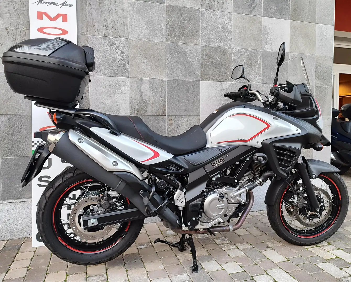 Suzuki V-Strom 650 XT Alb - 1