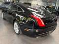 Jaguar XJ V6 3.0 Diesel 300HP Noir - thumbnail 5