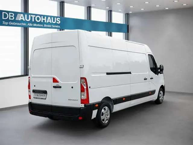 Renault Master view 4